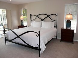 438 North Barfield Drive