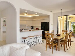 811 Bluebonnet Court