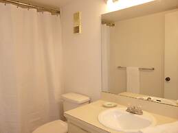 South Seas Tower 3-1409