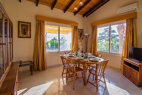 Corallia Villa ,3 Bedrooms see and Forest View