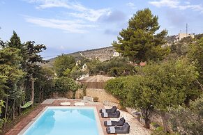 Luxurious Mani Peninsula Traditional Tower