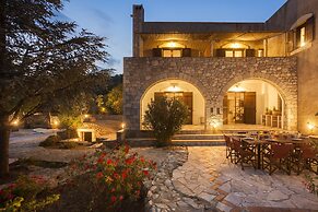 Luxurious Mani Peninsula Traditional Tower