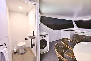 All Seasons Houseboats