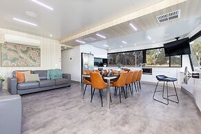 All Seasons Houseboats