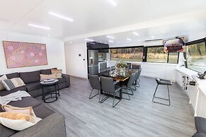 All Seasons Houseboats