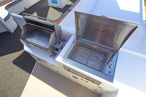 All Seasons Houseboats