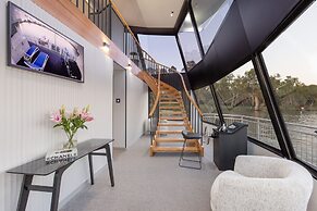 All Seasons Houseboats