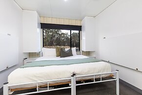 All Seasons Houseboats