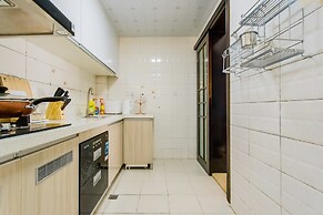 Locals Boutique Apartment Jiuzhou Port.3