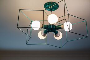 Locals Boutique Apartment Jiuzhou Port.3