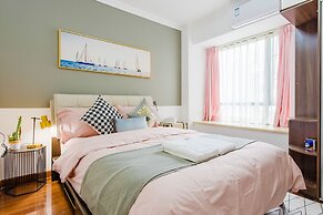 Locals Boutique Apartment Jiuzhou Port.3