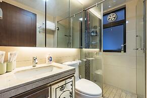 Locals Boutique Apartment Jiuzhou Port.5