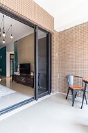 Locals Boutique Apartment Jiuzhou Port.5