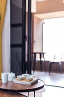 Locals Boutique Apartment Jiuzhou Port.5