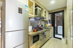 Locals Boutique Apartment Jiuzhou Port.5