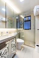 Locals Boutique Apartment Jiuzhou Port.5