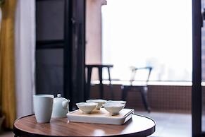 Locals Boutique Apartment Jiuzhou Port.5
