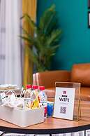 Locals Boutique Apartment Jiuzhou Port.5