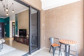Locals Boutique Apartment Jiuzhou Port.5