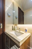 Locals Boutique Apartment Jiuzhou Port.5