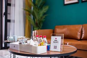 Locals Boutique Apartment Jiuzhou Port.5