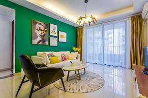 Locals Boutique Apartment Jiuzhou Port.6