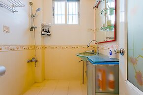 Locals Boutique Apartment Jiuzhou Port.7