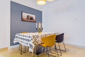 Locals Boutique Apartment Jiuzhou Port.7