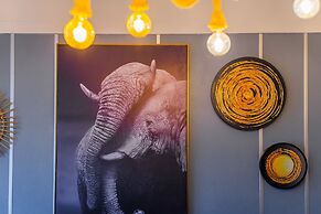 Locals Boutique Apartment Jiuzhou Port.7