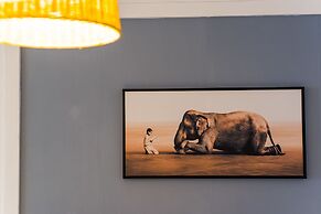 Locals Boutique Apartment Jiuzhou Port.7