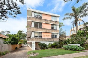 Surf Side Oasis with Balcony near Beach