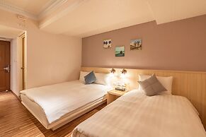 Chillax Inn