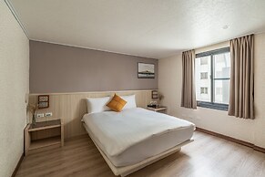 Chillax Inn