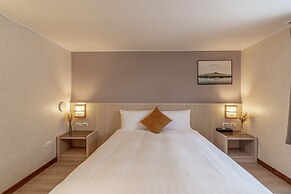 Chillax Inn