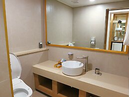 Jeju Hanok Hotel Hallagung