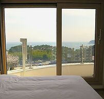 Jeju Hanok Hotel Hallagung