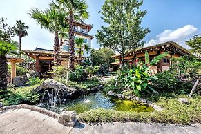 Jeju Hanok Hotel Hallagung