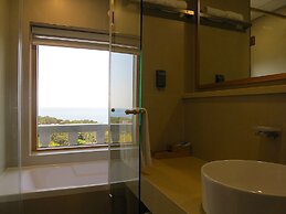 Jeju Hanok Hotel Hallagung