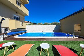 Holiday Apartments Yes Peace