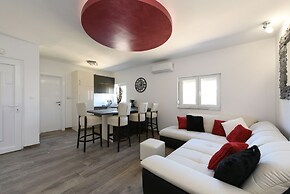 Holiday Apartments Yes Peace