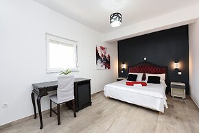 Holiday Apartments Yes Peace