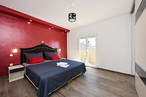 Holiday Apartments Yes Peace