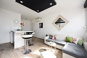 Holiday Apartments Yes Peace