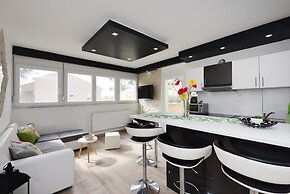 Holiday Apartments Yes Peace