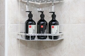 Locals Boutique Apartment WanzaiCEC No.5