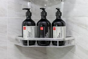 Locals Boutique Apartment WanzaiCEC No.6