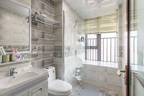 Locals Boutique Apartment WanzaiCEC No.6