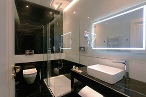 Golden Key Boutique Hotel