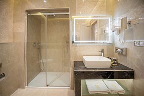 Golden Key Boutique Hotel