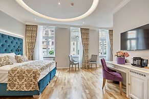 Golden Key Boutique Hotel